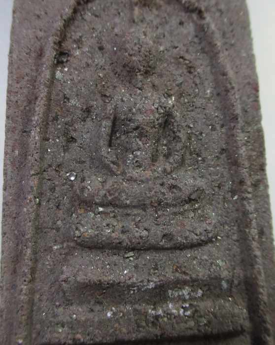 ๒๐ พระสมเด็จเนื้อผงโรยผงตะไบ