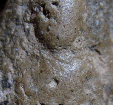 พระเม็ดน้อยหน่า เนื้อดิน จ.สุโขทัย เนื้อจัด มาพร้อมบัตรรับรองความแท้