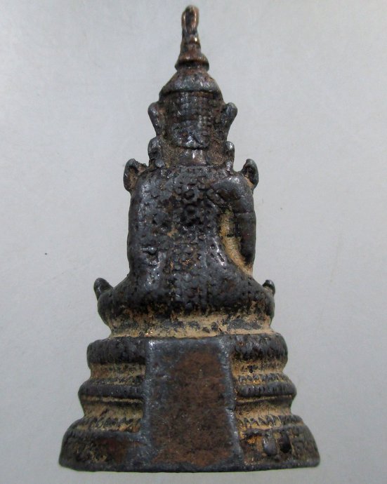๒๐ รูปหล่อพระพุทธทรงเครื่อง เนื้อตะกั่ว 1 นิ้ว