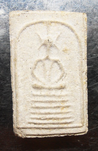 พระสมเด็จวัดเกษปี31สวยๆครับ