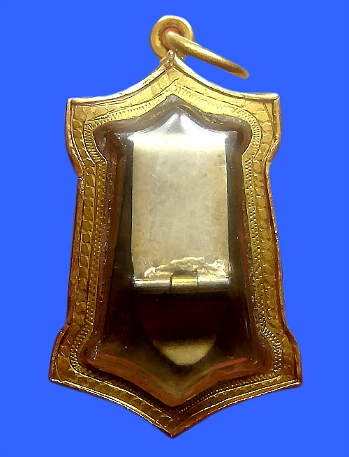 ลพ.โสธร แหนบลงยา ปี 05  เลี่ยมทองกันน้ำพร้อมบูชา