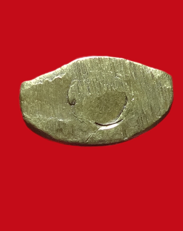 (5) พระกริ่งเล็ก หลวงพ่อโสธร เนื้อทองเหลือง ปี 2512 วัดโสธรวรารามวรวิหาร จ.ฉะเชิงเทรา