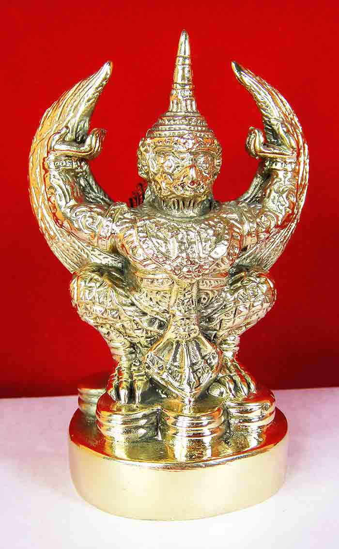 ***พญาครุฑเหยียบเงินทอง เนื้อทองเหลืองรมมันปู อำนาจบารมีความมั่งคั่งร่ำรวยเงินทอง