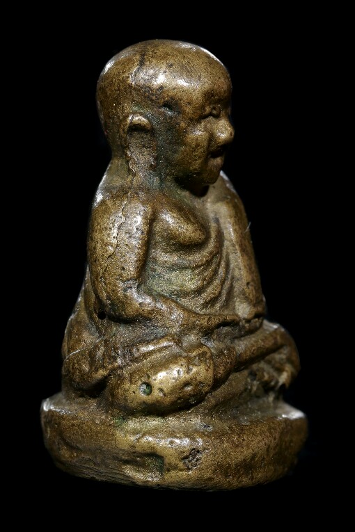 รูปหล่อหลวงพ่อเงิน พิมพ์นิยมฐานสูง