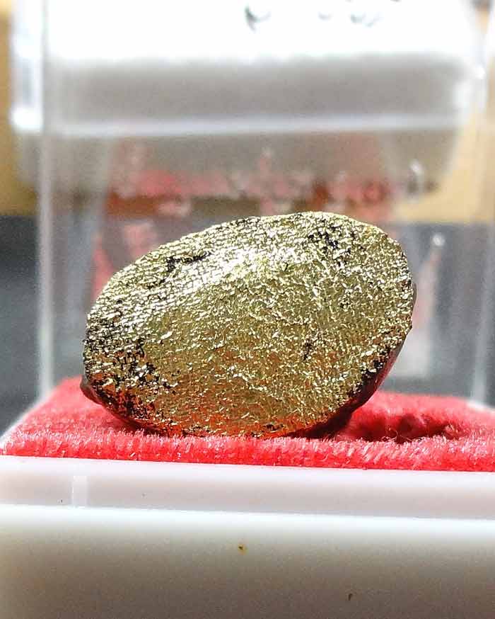 พระกริ่งบรมครู 32 หมายเลขสวยๆ 1818 พร้อมกล่องเดิม พระสวย หมายเลขสวย รวมกันได้ 9 พิธีสุดยอด