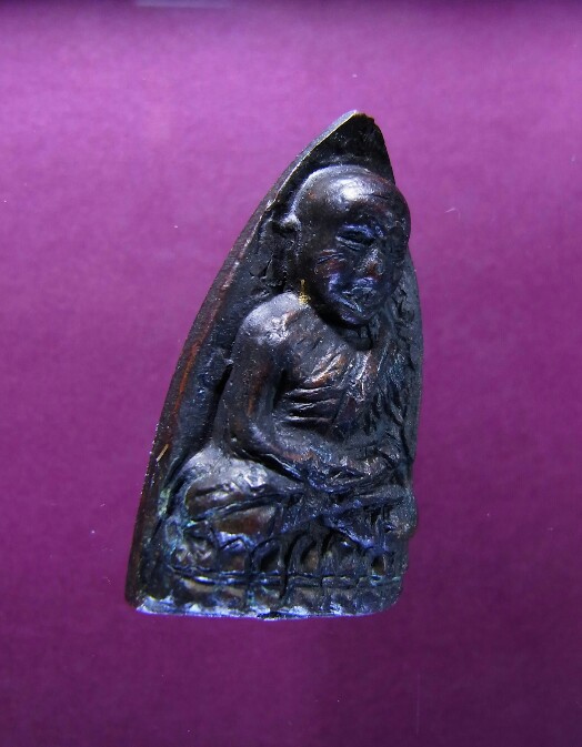 หลวงปู่ทวด วัดช้างไห้ พิมพ์เตารีดใหญ่ปั๊มซ้ำ พ.ศ.2505