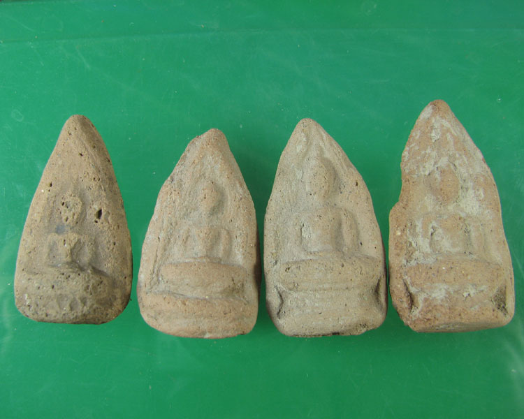 พระซุ้มทอง กรุวัดกลางทุ่ง อยุธยา 4องค์