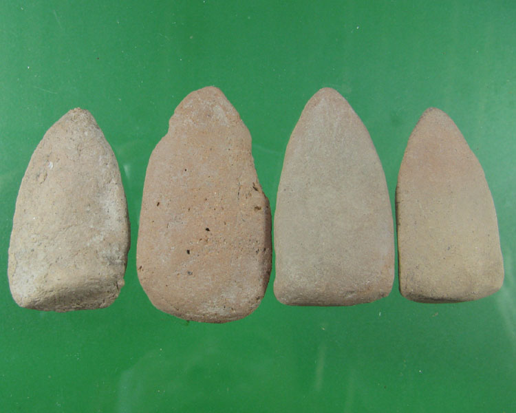 พระซุ้มทอง กรุวัดกลางทุ่ง อยุธยา เนื้อดินเผา 4องค์