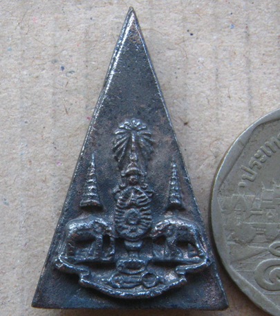 พระกำลังแผ่นดิน มวลสารจิตรลดา ฉลองสิริราชสมบัติครบ 50ปี เนื้อนวโลหะ ปี2539 พิมพ์ใหญ่+กล่องเดิม 