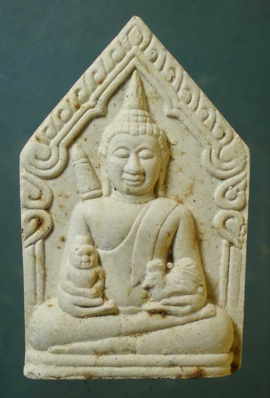 ขุนแผนมหาโชค รุ่นแรก หลวงปู่คำนึง วัดบ้านโดนเอาว์ ศรีสะเกษ
