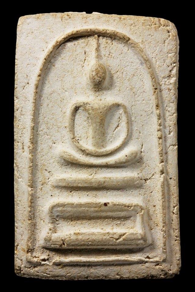 พระสมเด็จหลวงปู่หิน วัดระฆัง พิมพ์ฐานหมอน สวยมากครับ