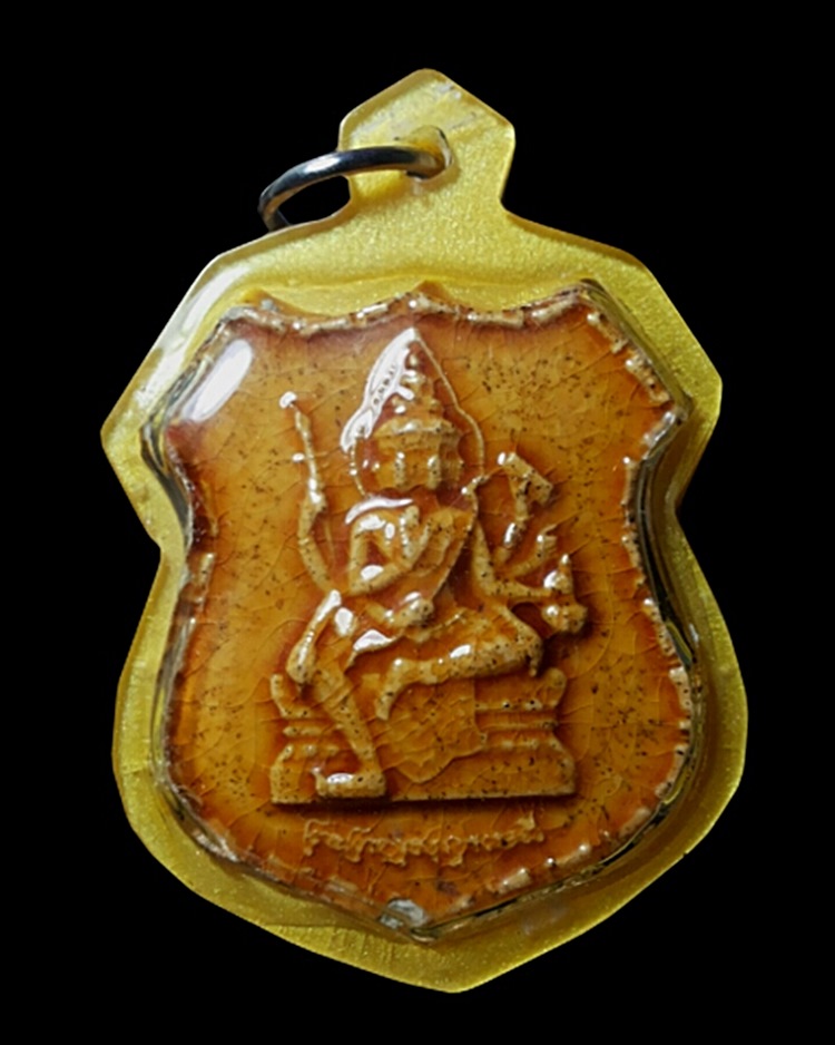 พระเนื้อผงลงน้ำยาเคลือบไม่ทราบที่