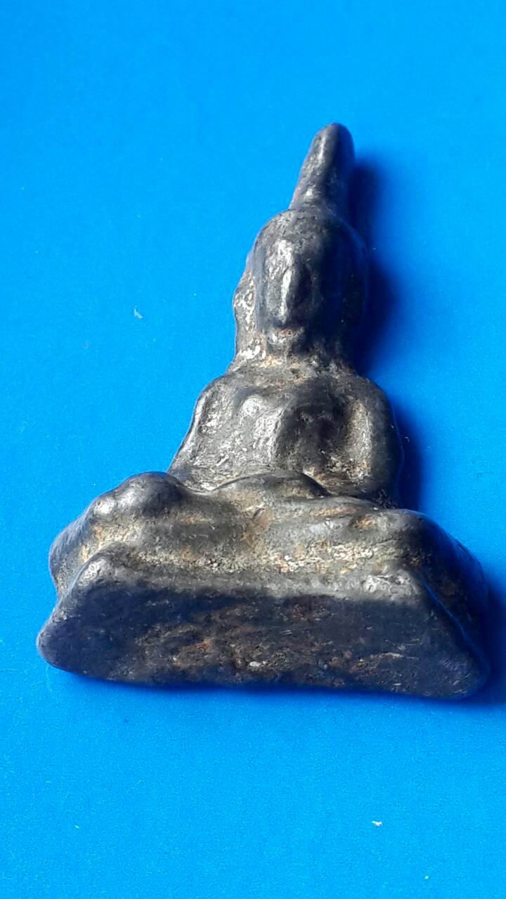 พระท่ากระดานตะกั่วสนิมแดงพิมพ์ใหญ่