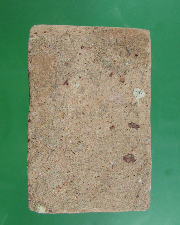 พระแผงตัดเดี่ยว เนื้อดินเผา ลงรักปิดทอง กรุอยุธยา