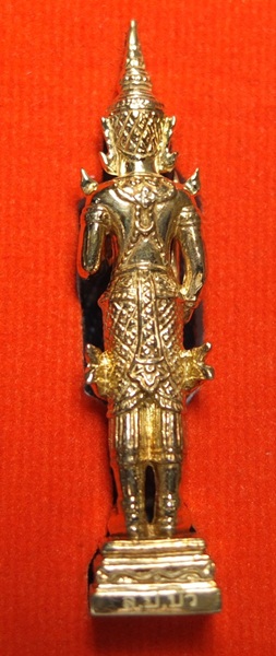 รูปหล่อพระสยามเทวาธิราช ล.ป.บัว อาจารย์แดง วัดไร่ปัตตานี้ มังคลาภิเษก ปี 2556 เนื้อโลหะชุบทอง สูง 4 