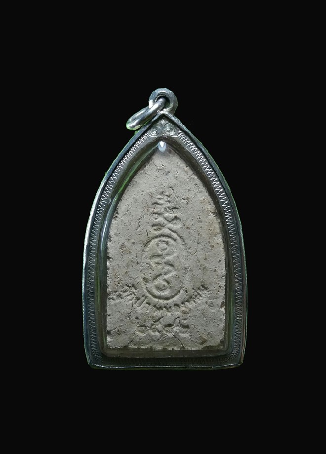 ขุนแผน เนื้อผง เลี่ยมเงิน