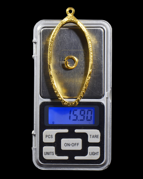 พระร่วงยืน พิมพ์ประทานพร กรุวังเพิ่ม จ.ขอนแก่น เนื้อตะกั่วสนิมแดง สภาพสวยมาก+ตลับทองคำ15.90กรัมครับ