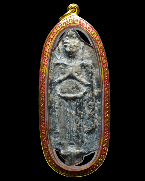 พระร่วงยืน พิมพ์พนมมือ กรุวังเพิ่ม จ.ขอนแก่น เนื้อตะกั่วสนิมแดง สภาพสวยมาก+เลี่ยมทองลงยาหนาหนาสั่งทำ