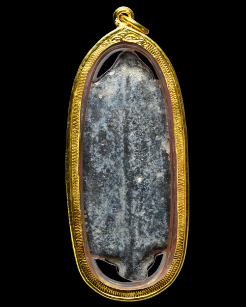 พระร่วงยืน พิมพ์พนมมือ กรุวังเพิ่ม จ.ขอนแก่น เนื้อตะกั่วสนิมแดง สภาพสวยมาก+เลี่ยมทองลงยาหนาหนาสั่งทำ