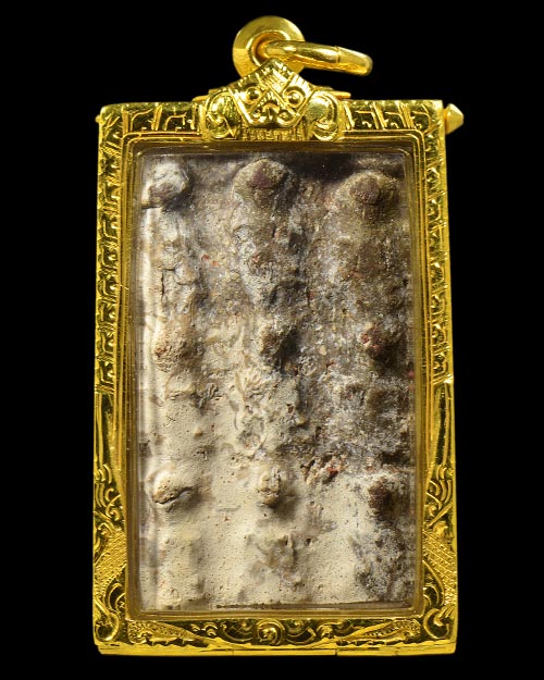 กรุเก่า2522 พระกรุนาดูนตัดเก้า จ.มหาสารคาม พิมพ์ตุ๊กตา เนื้อมะขามเปียกคราบขาว สภาพสวยมาก+ตลับทองคำ