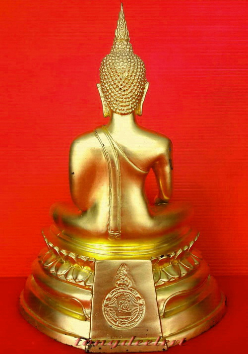 พระบูชาหลวงพ่อโต วัดบางพลีใหญ่ใน ปิดทองทั้งองค์ สวยมากค่ะ
