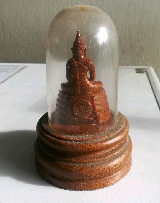 หลวงพ่อโสธร ครอบแก้ว เนื้อกระเบื้องหลังคาโบสถ์ ปี2537 กล่องเดิมจากวัด