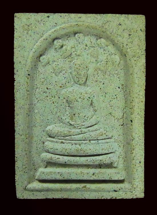 พระสมเด็จปรกโพธิ์ 9 ใบหลังพระแม่ธรณีมวยผม พิมพ์ใหญ่ เนื้อนิยม A หลวงปู่หมุน ออกวัดซับลำใย