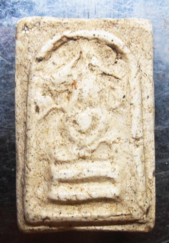 พระสมเด็จหลวงปู่นาคพิมพ์โบราณ ยุคต้นสวยๆครับ