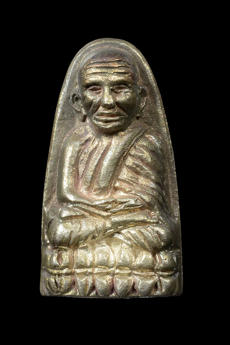 -หลวงปู่ทวด หลังเตารีด พิมพ์กลาง เนื้อเงิน รุ่นสร้างโรงพยาบาล โคกโพธิ์ ปี 2539 