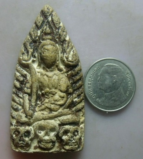**วัดใจ**พระขุนแผนถือดาบ อุ้มกุมาร เนื้อผงลงรัก เก่าๆ ไม่ทราบที**มหาเสน่ห์ เมตตามหานิยม