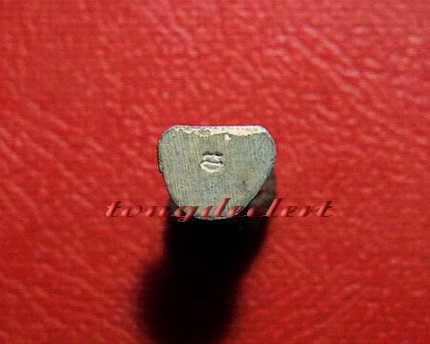 รูปหล่อจิ๋วหลวงพ่อเปิ่น วัดบางพระ จ.นครปฐม เนื้อเงิน ปี 2538 รุ่นอณูทิพย์ สวยมากค่ะ