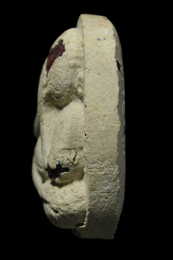 พระปิดตาฝังพลอย พิมพ์ใหญ่