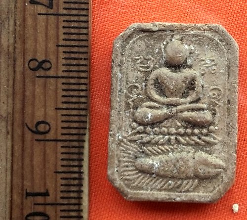 เริ่ม 10 บาท กับ พระเนื้อดิน   ..DS392