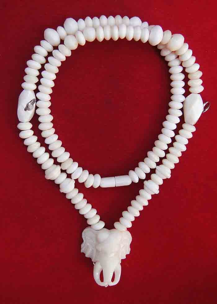 สร้อยคล้องพระกระดูก + หัวขุนกลางหัวช้าง งานแฮนเมด(Handmade) ความยาว ๒๓ นิ้ว แบบ ๓ ห่วง ๑ เส้นสวย ๆ ต
