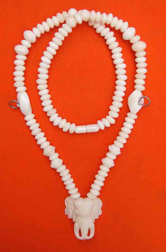 ***สร้อยคล้องพระงานกระดูก + หัวขุนกลางหัวช้าง งานแฮนเมด(Handmade) ความยาว ๒๕ นิ้ว แบบ ๓ ห่วง ๑ เส้นส