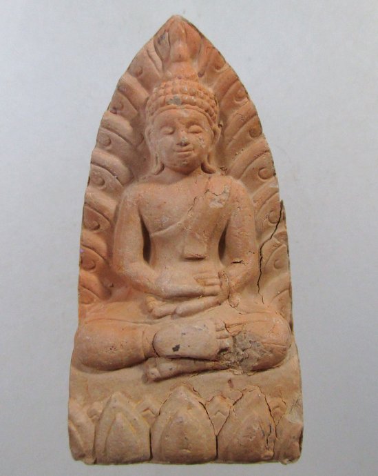 ๒๐ พระรอด วัดพระพุทธบาทสี่รอย จ เชียงใหม่