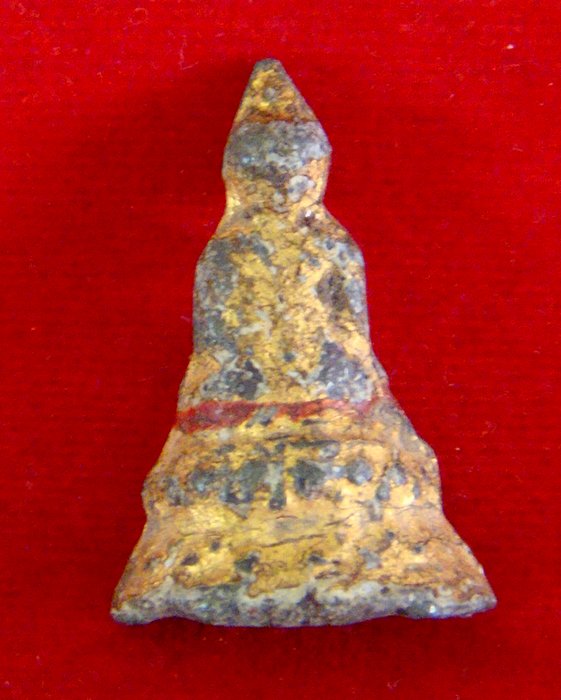 พิมพ์พระพุทธ เนื้อตะกั่วสนิมแดง สมัยอยุธยา