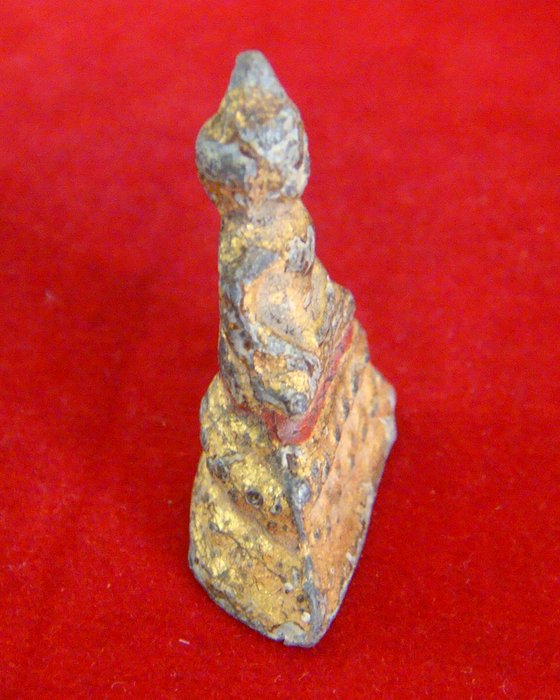 พิมพ์พระพุทธ เนื้อตะกั่วสนิมแดง สมัยอยุธยา