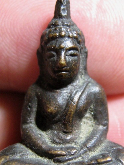 พระกริ่งรักษาดินแดน ปี2513 เนื้อทองเหลือง จ.กรุงเทพฯ ท่านเจ้าคุณนรฯ ปลุกเสก มาพร้อมบัตรรับรองความแท้