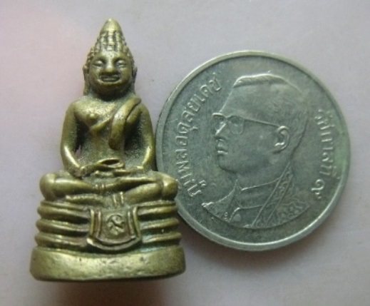 **วัดใจ**รูปหล่อหลวงพ่อโสธร วัดโสธรวราราม เนื้อทองผสม**ตอกโค้ดหน้า-หลัง