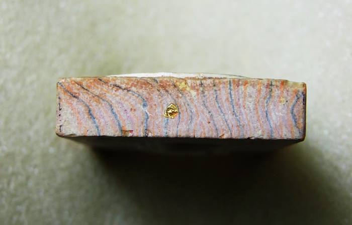 พระสมเด็จลายเสืออุดตะกรุด  500 ครับ