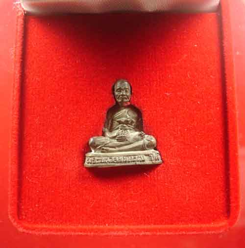 ///เคาะเดียว///รูปหล่อ เนื้อนวโลหะ หลวงปู่เก๋ ถาวโร ชุดนำฤกษ์ รุ่น 105 ปี วัดปากน้ำ จ.นนทบุรี