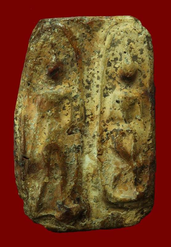 พระลีลาคู่ สรรค์หย่อง กรุวัดมหาธาตุ จ.ชัยนาท พระอายุ 300-400 ปี ไม่มีอุดไม่มีซ่อม สภาพสวยมาก พระแท้ด