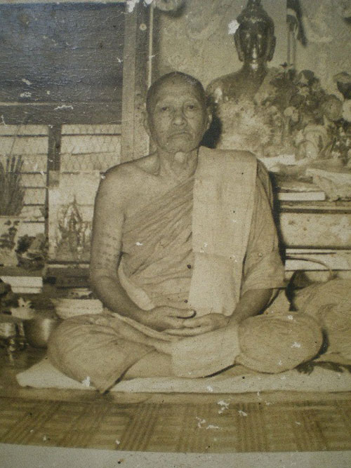 ตั้งราคาวัดใจ 100 เดียวเท่านั้น รูปหล่อหลวงพ่อหร่ำ วัดวังจิก จ.สุพรรณบุรี