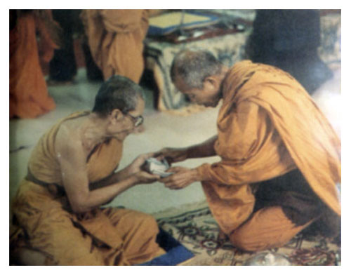 ตั้งราคาวัดใจ 100 เดียวเท่านั้น ตะกรุดโทน ๓ นิ้ว หลวงพ่อคง วัด ตะคร้อ ครบ ๗ รอบ