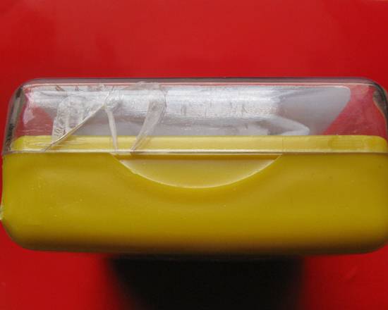 หายากมากคะ เหรียญในหลวงทรงกล้อง เนื้อกะไหล่ทองลงยาสีน้ำเงิน พ.ศ 2542 ที่ระลึกงานเฉลิมพระเกียรติ หายา