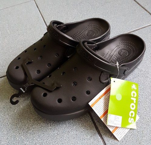 รองเท้าแตะ CROCS ของแท้ ของใหม่มือ1 สีดำ เบอร์ 43