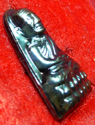 หลวงปู่ทวด หลังหนังสือ 57 เนื้อทองแดงรมดำ(วัดสร้างเนื้อเดียว) ไม่มีวาระ