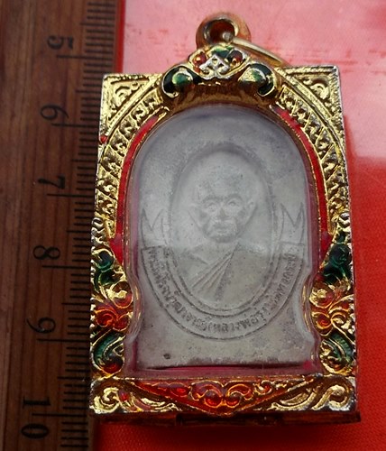 เริ่ม 10 บาท กับ พระผงหลวงพ่อรุ่ง วัดท่ากระบือ   …DY93