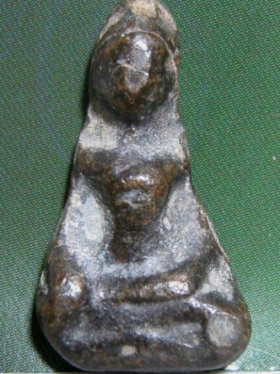 พระท่ากระดานน้อย กรุศาลเจ้า เนื้อตะกั่วสนิมแดง จ.ราชบุรี